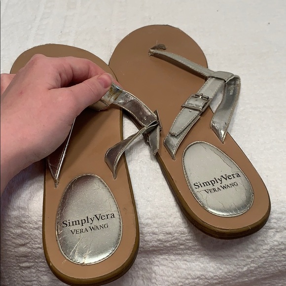 simply vera vera wang sandals - Picture 6 of 6